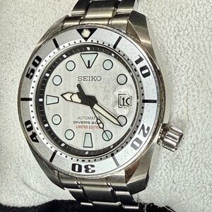 Seiko “Silver Sumo” Date Silver Dial Auto Mens Classic Watch *Limited Edition*